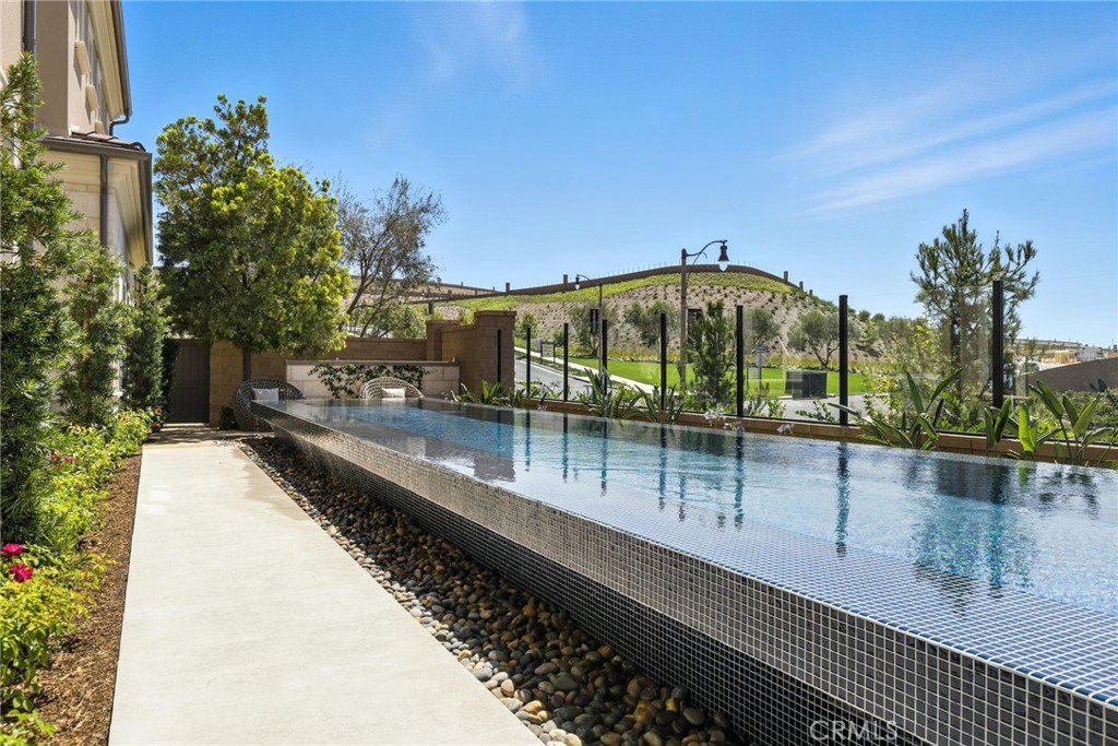 MLS #OC25262123 image #34