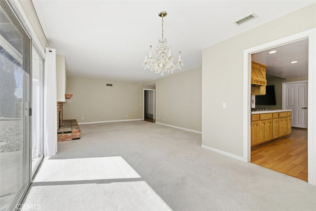 MLS #OC25262131 image #13