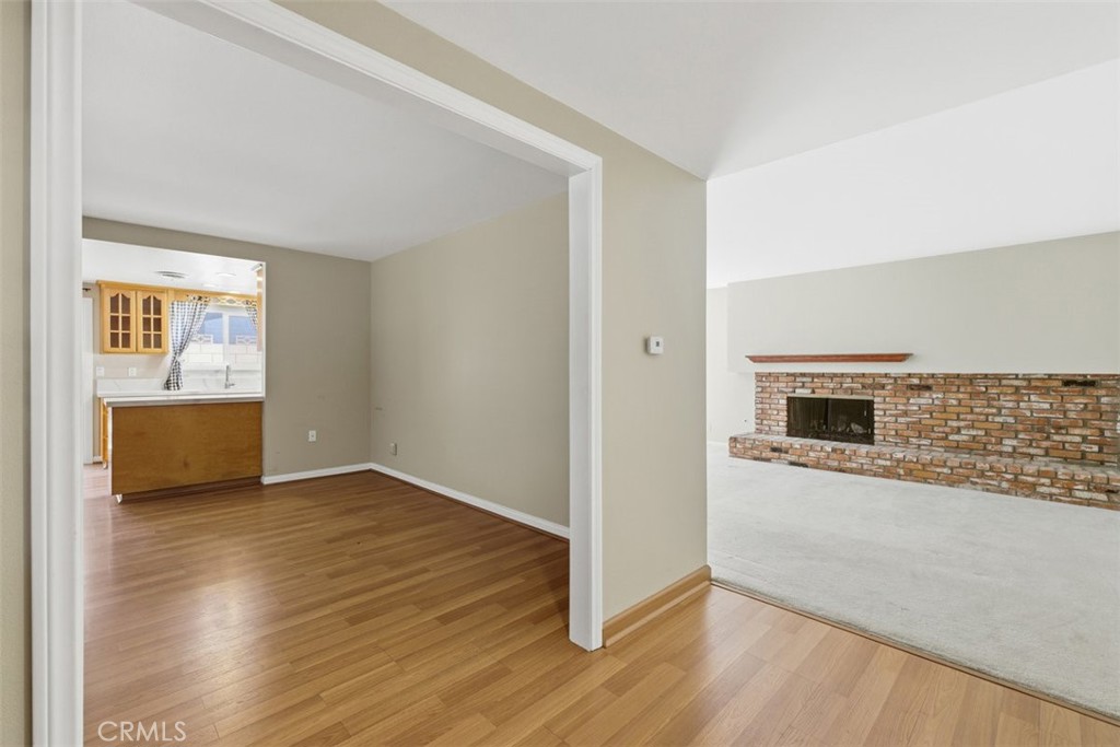 MLS #OC25262131 image #7