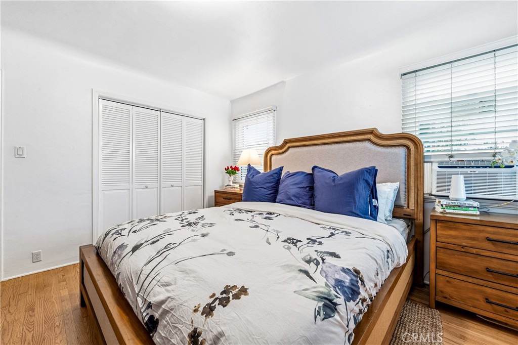 MLS #OC25262144 image #14