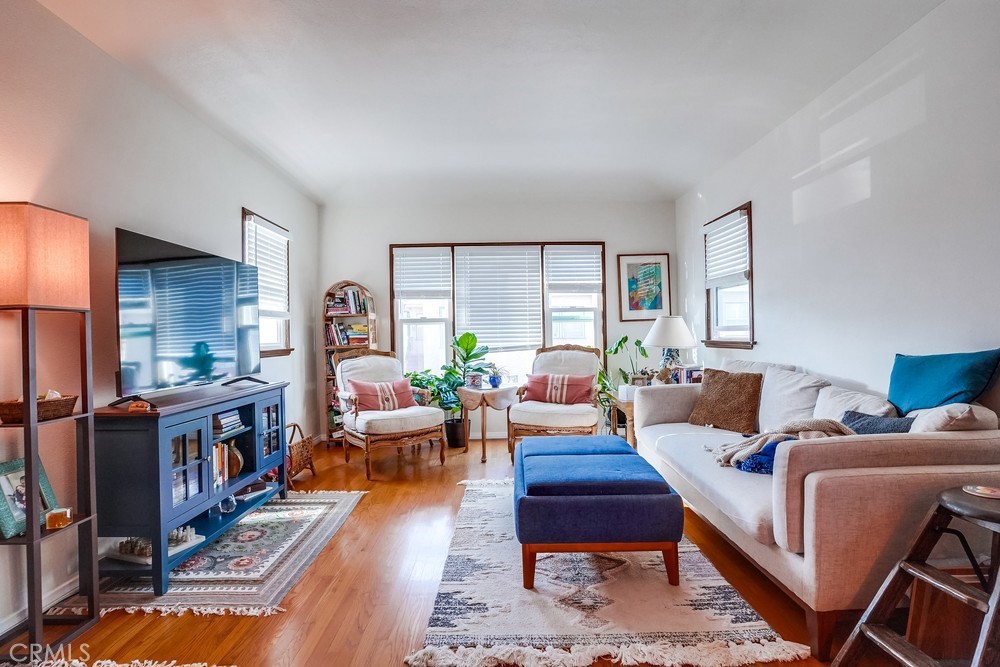 MLS #OC25262144 image #18