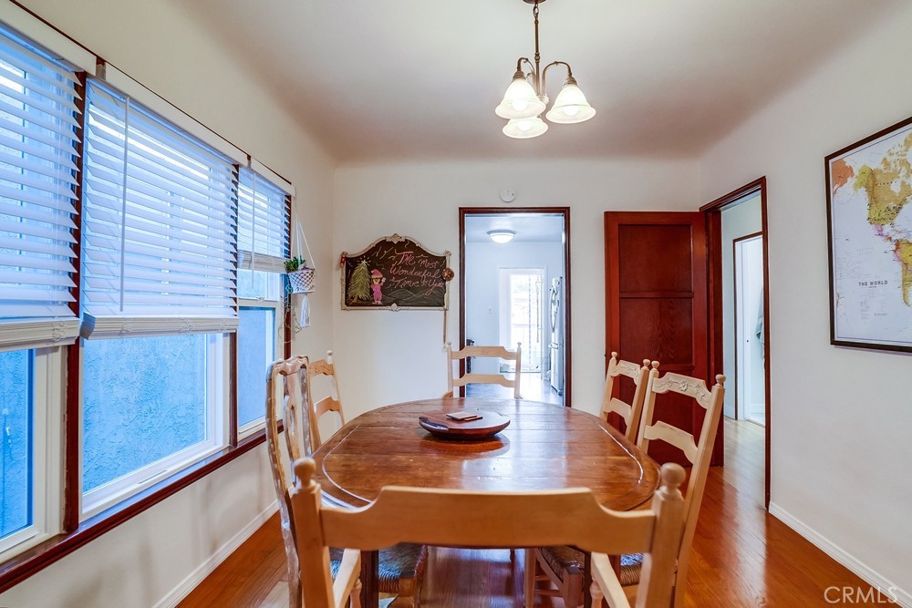 MLS #OC25262144 image #19