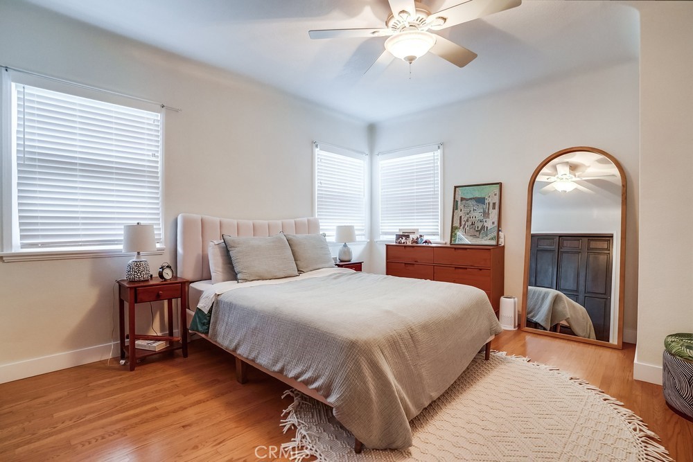 MLS #OC25262144 image #22