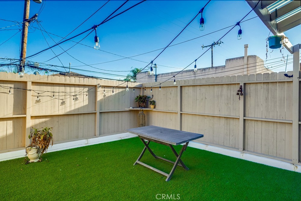 MLS #OC25262144 image #28