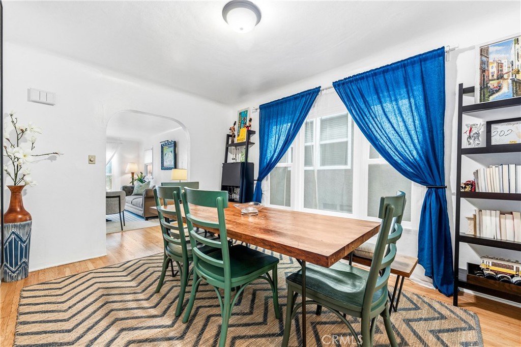 MLS #OC25262144 image #4