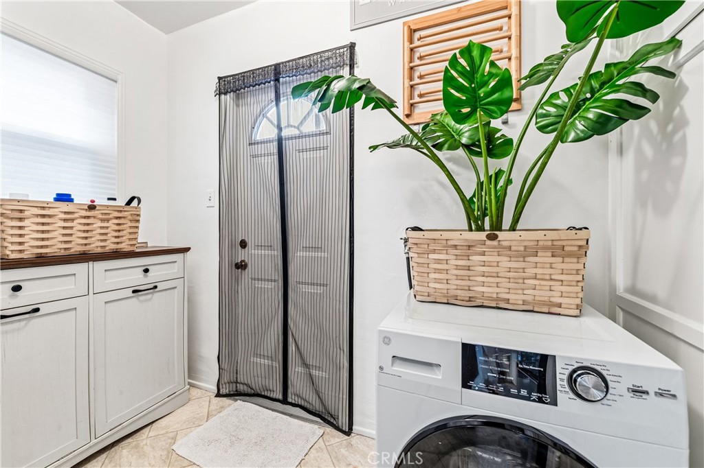 MLS #OC25262144 image #7