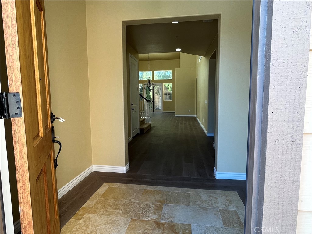 MLS #OC25262182 image #3