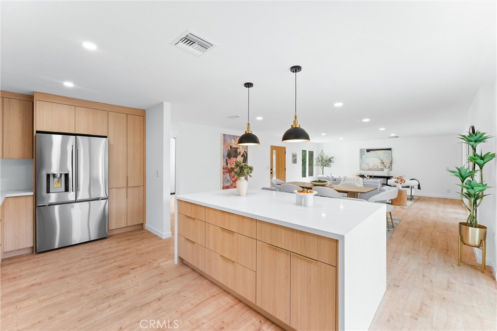 MLS #OC25262195 image #12