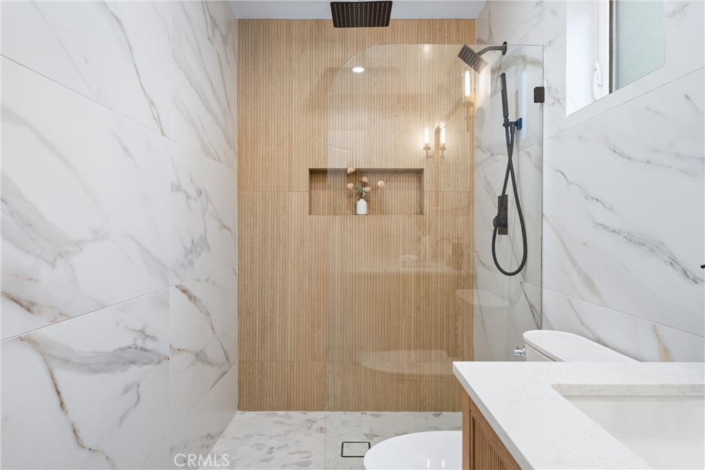 MLS #OC25262195 image #19