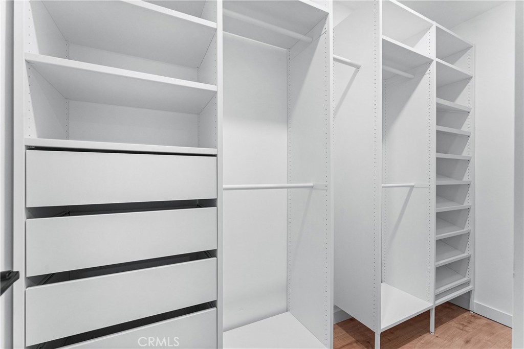 MLS #OC25262195 image #20