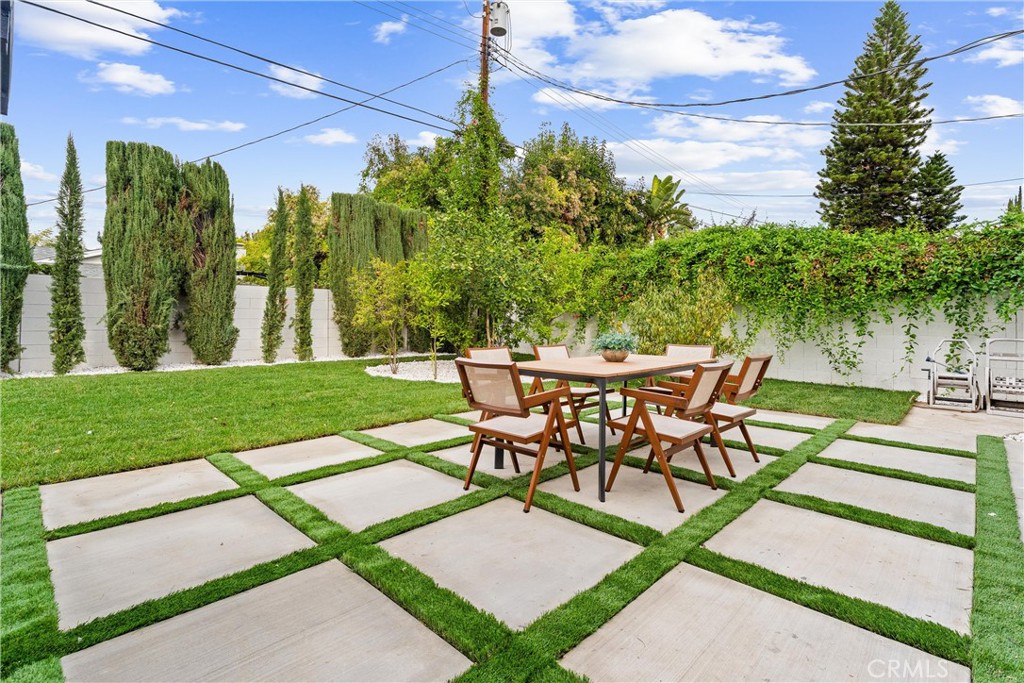 MLS #OC25262195 image #32