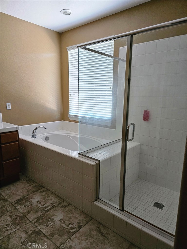 MLS #OC25262197 image #38