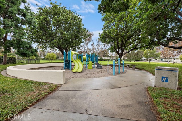 MLS #OC25262199 image #37