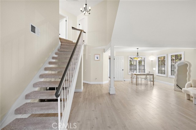 MLS #OC25262199 image #4