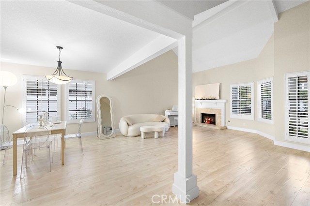 MLS #OC25262199 image #8