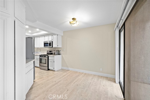 MLS #OC25262199 image #9