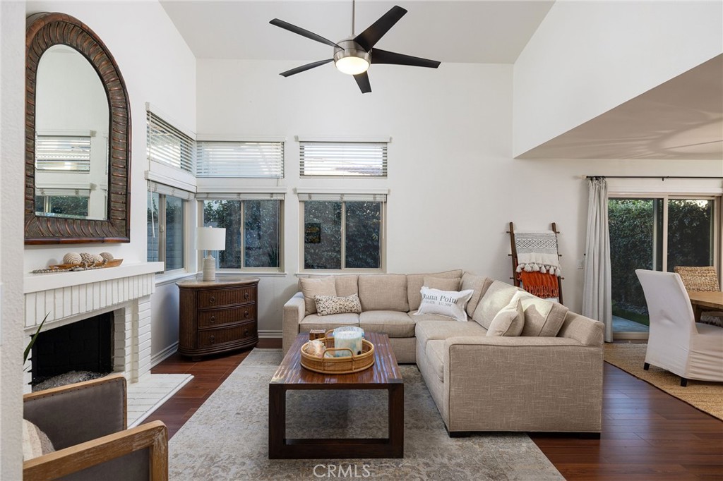 MLS #OC25262214 image #5