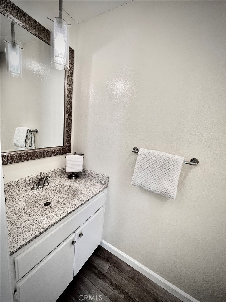 MLS #OC25262228 image #5