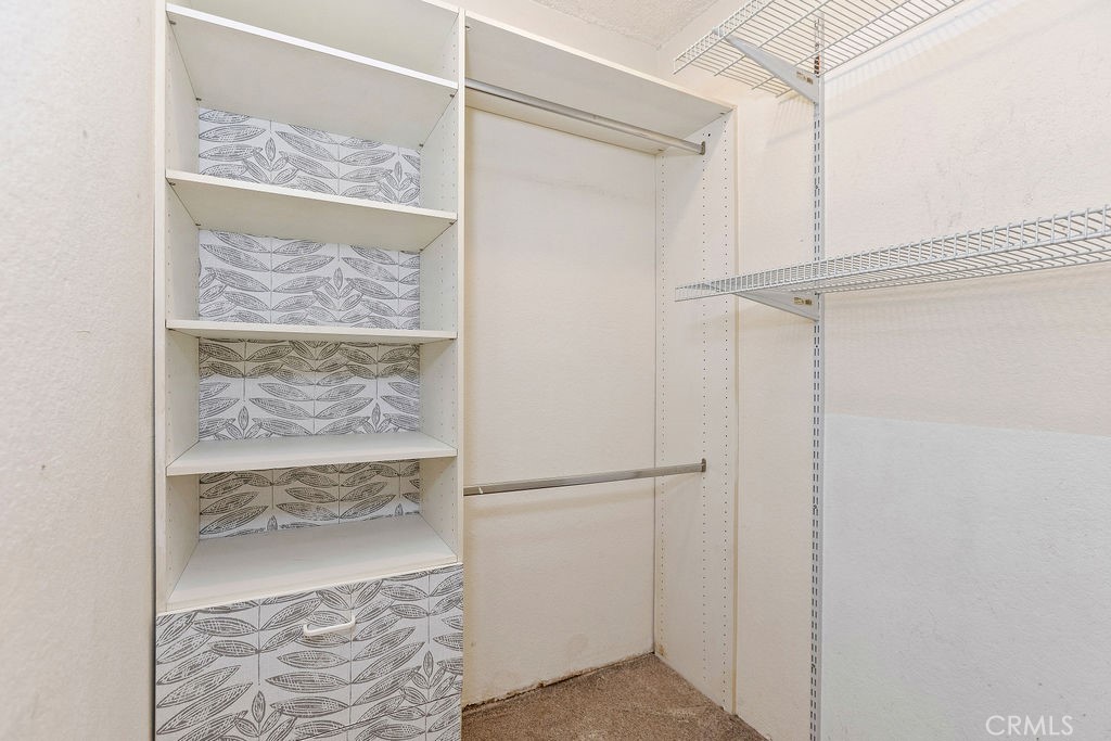 MLS #OC25262228 image #9