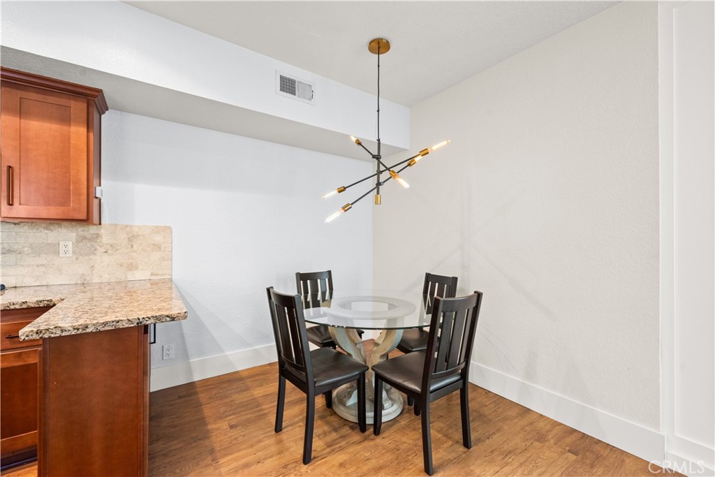 MLS #OC25262238 image #15