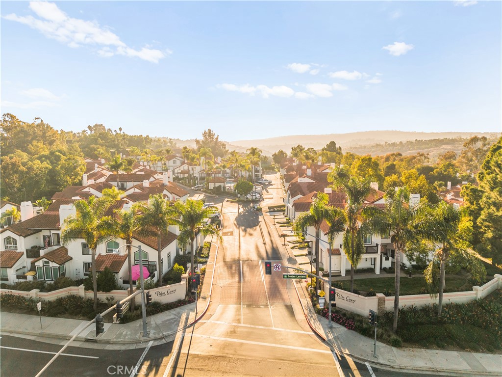 MLS #OC25262238 image #2