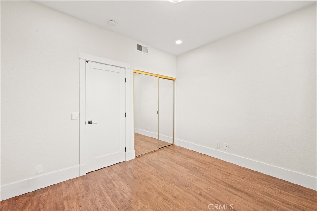 MLS #OC25262238 image #25