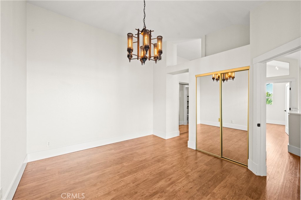 MLS #OC25262238 image #32