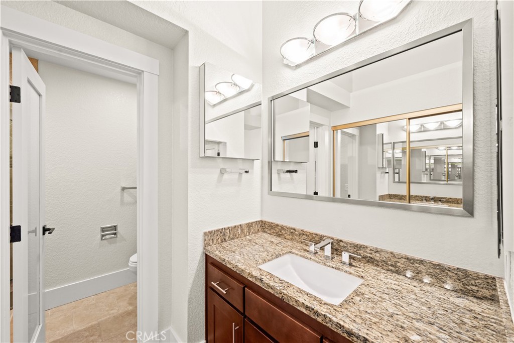 MLS #OC25262238 image #35