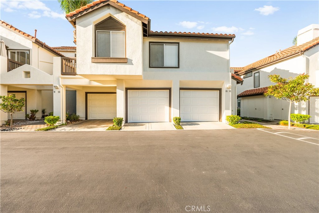 MLS #OC25262238 image #4