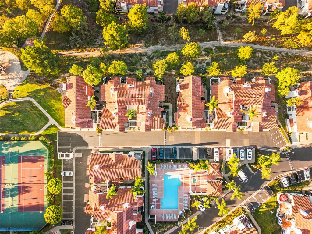 MLS #OC25262238 image #43