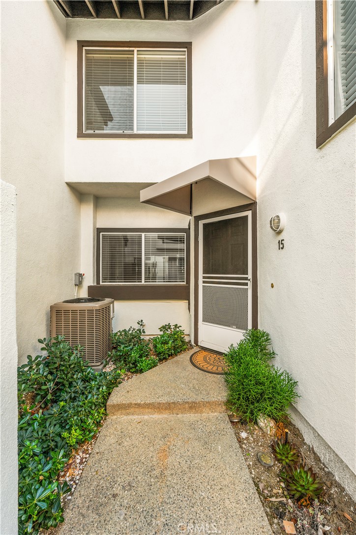 MLS #OC25262238 image #7