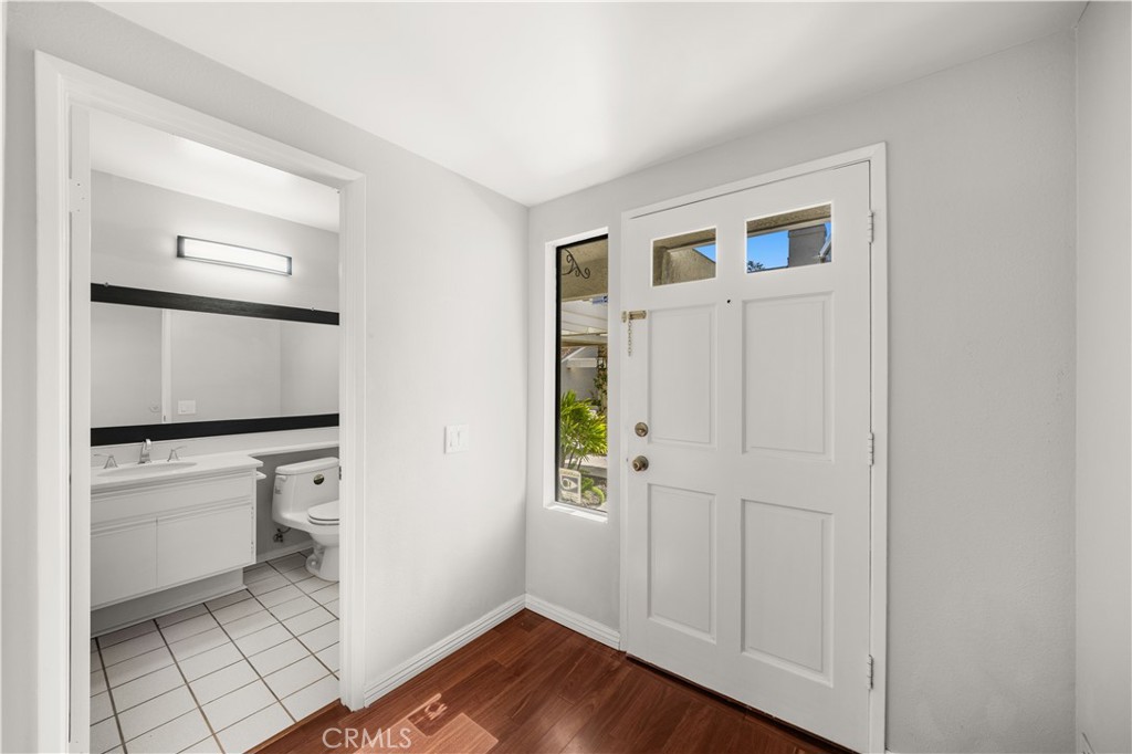 MLS #OC25262283 image #13