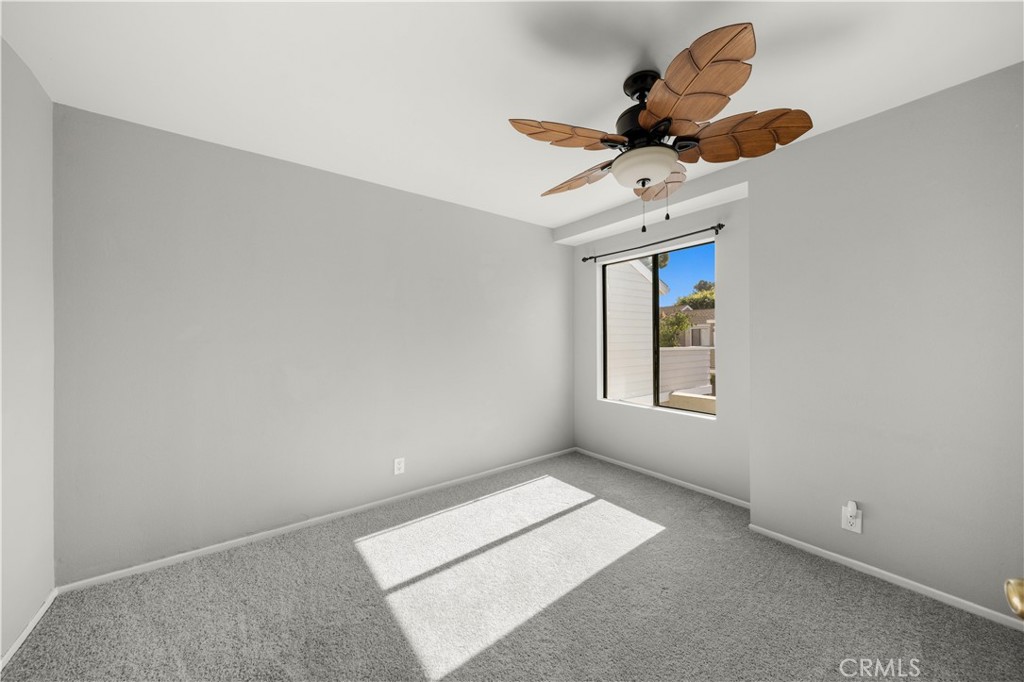 MLS #OC25262283 image #23