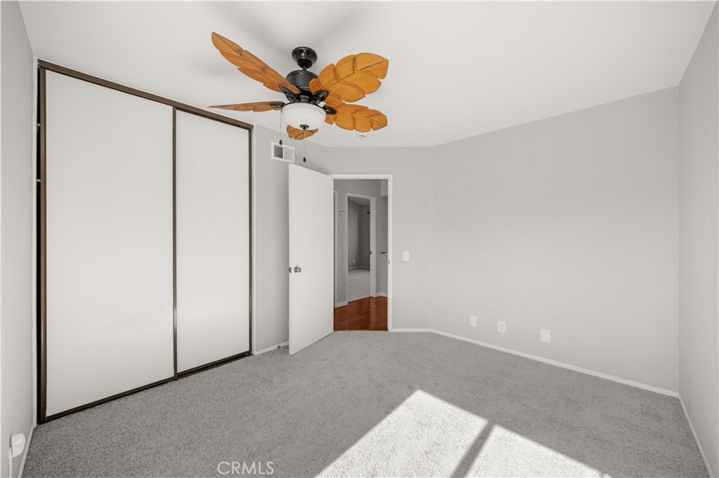 MLS #OC25262283 image #25