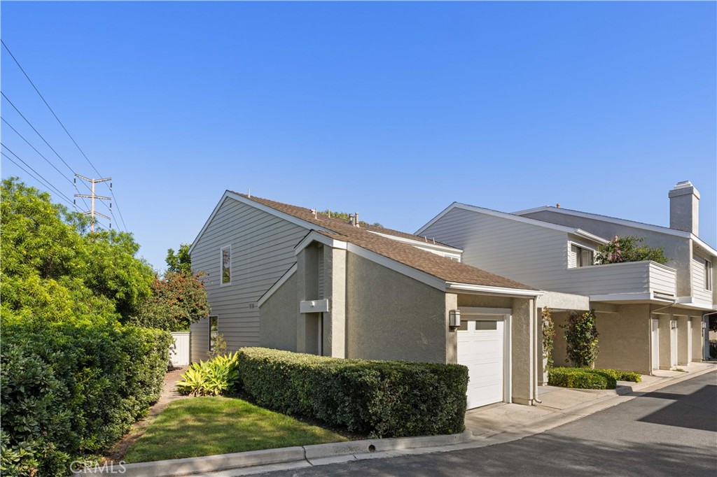 MLS #OC25262283 image #30