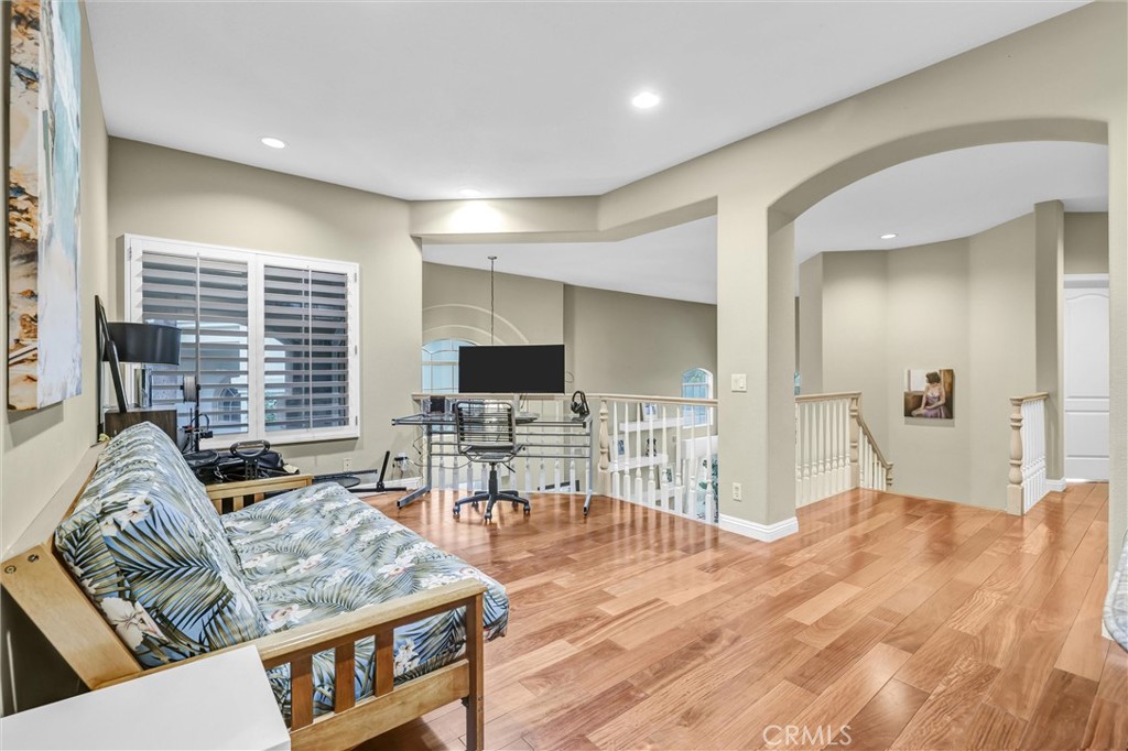 MLS #OC25262286 image #11