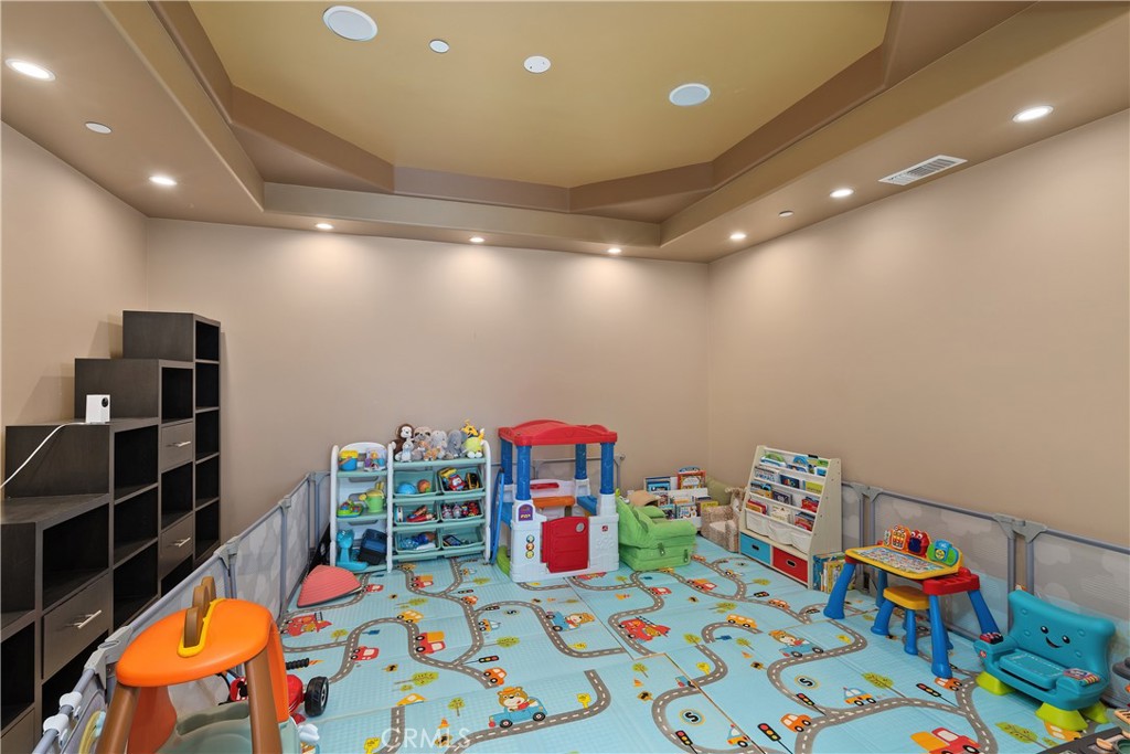 MLS #OC25262294 image #19