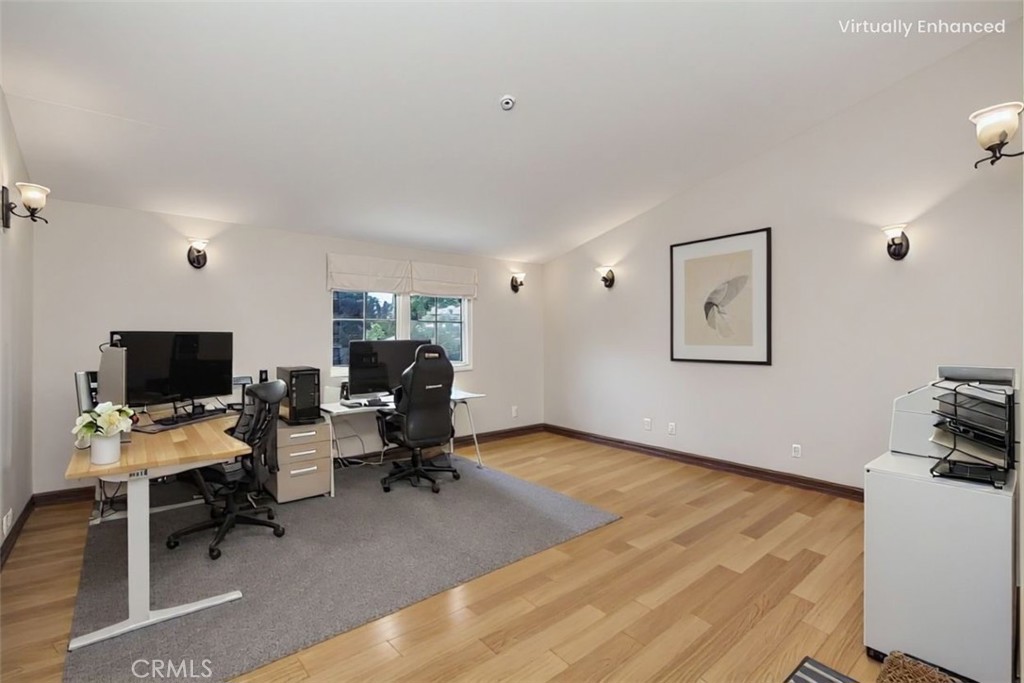 MLS #OC25262294 image #22