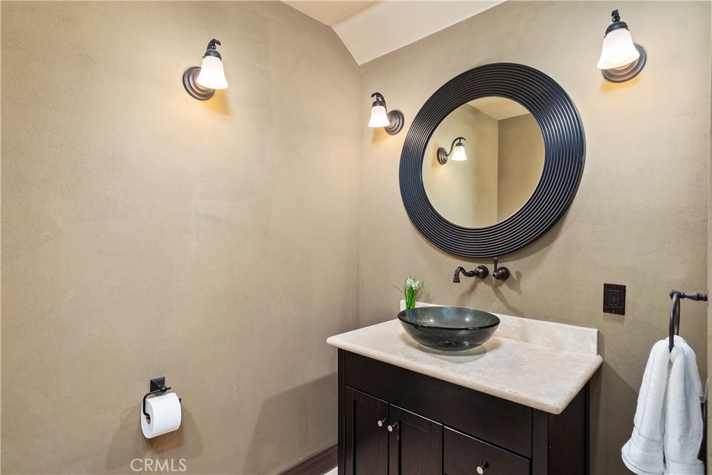 MLS #OC25262294 image #41