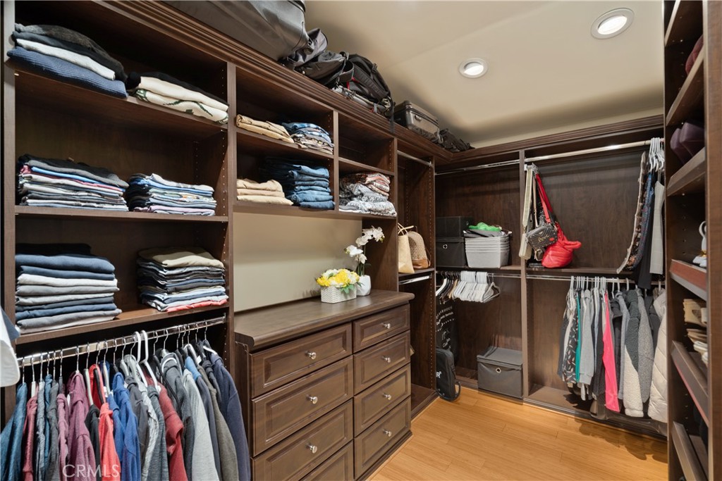 MLS #OC25262294 image #52