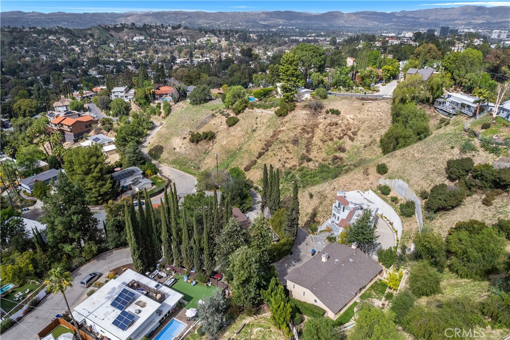 MLS #OC25262294 image #60