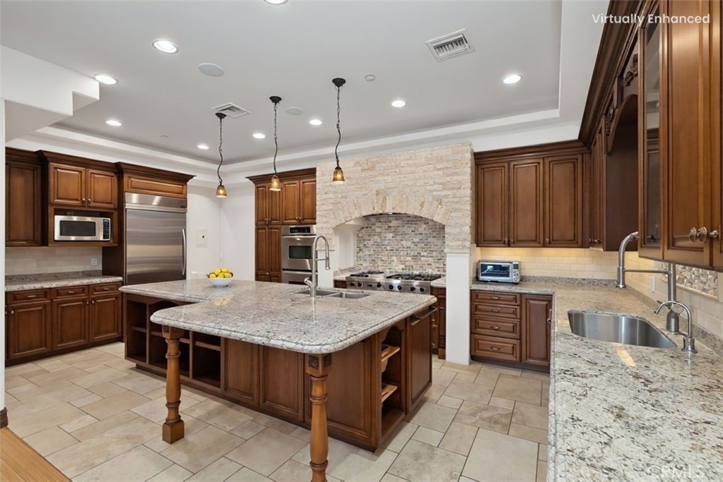 MLS #OC25262294 image #8