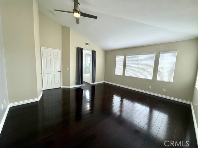 MLS #OC25262308 image #27