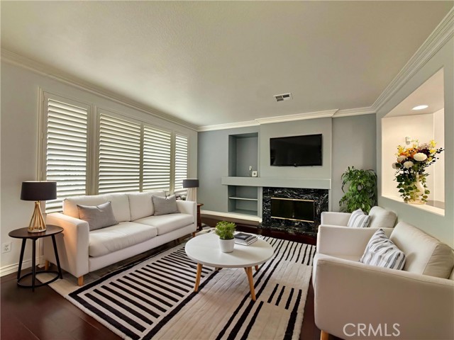 MLS #OC25262308 image #7