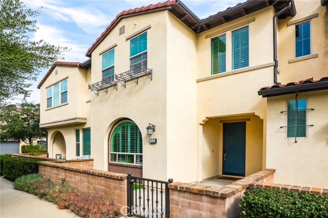 MLS #OC25262337 image #1