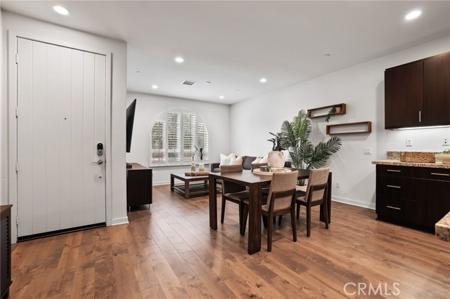 MLS #OC25262337 image #2