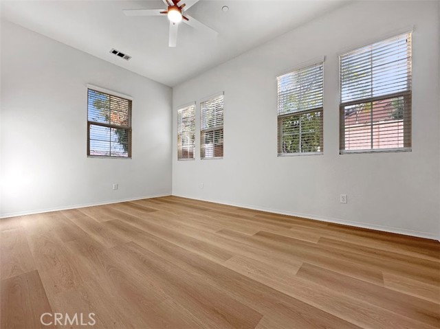 MLS #OC25262340 image #14