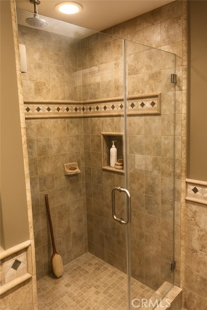 MLS #OC25262373 image #11