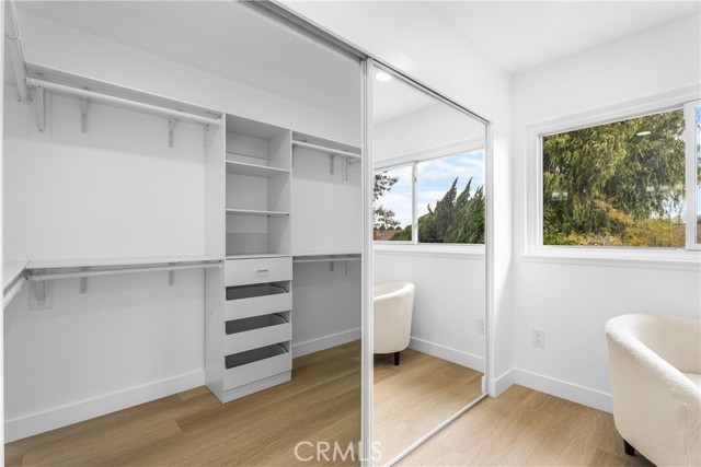 MLS #OC25262393 image #11