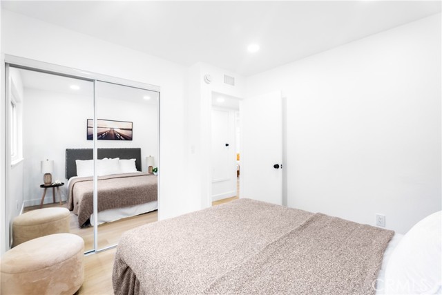 MLS #OC25262393 image #18